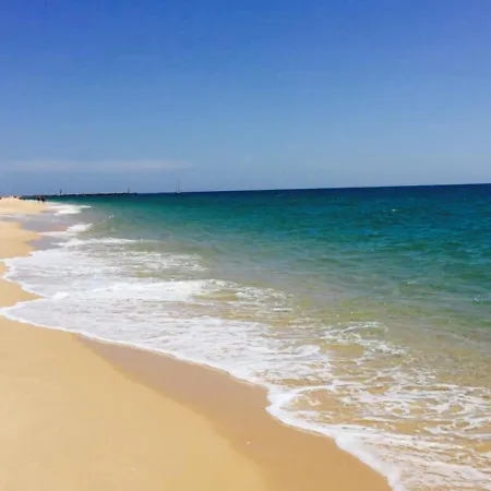 Vista Mar Piscina Bed & Breakfast 4*